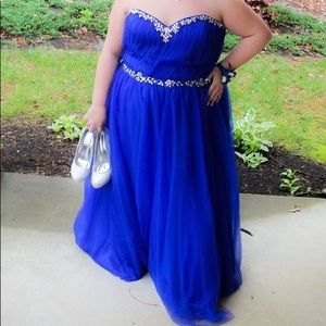 💙WORN ONCE NO TAGS Junior Plus Prom Dress💙